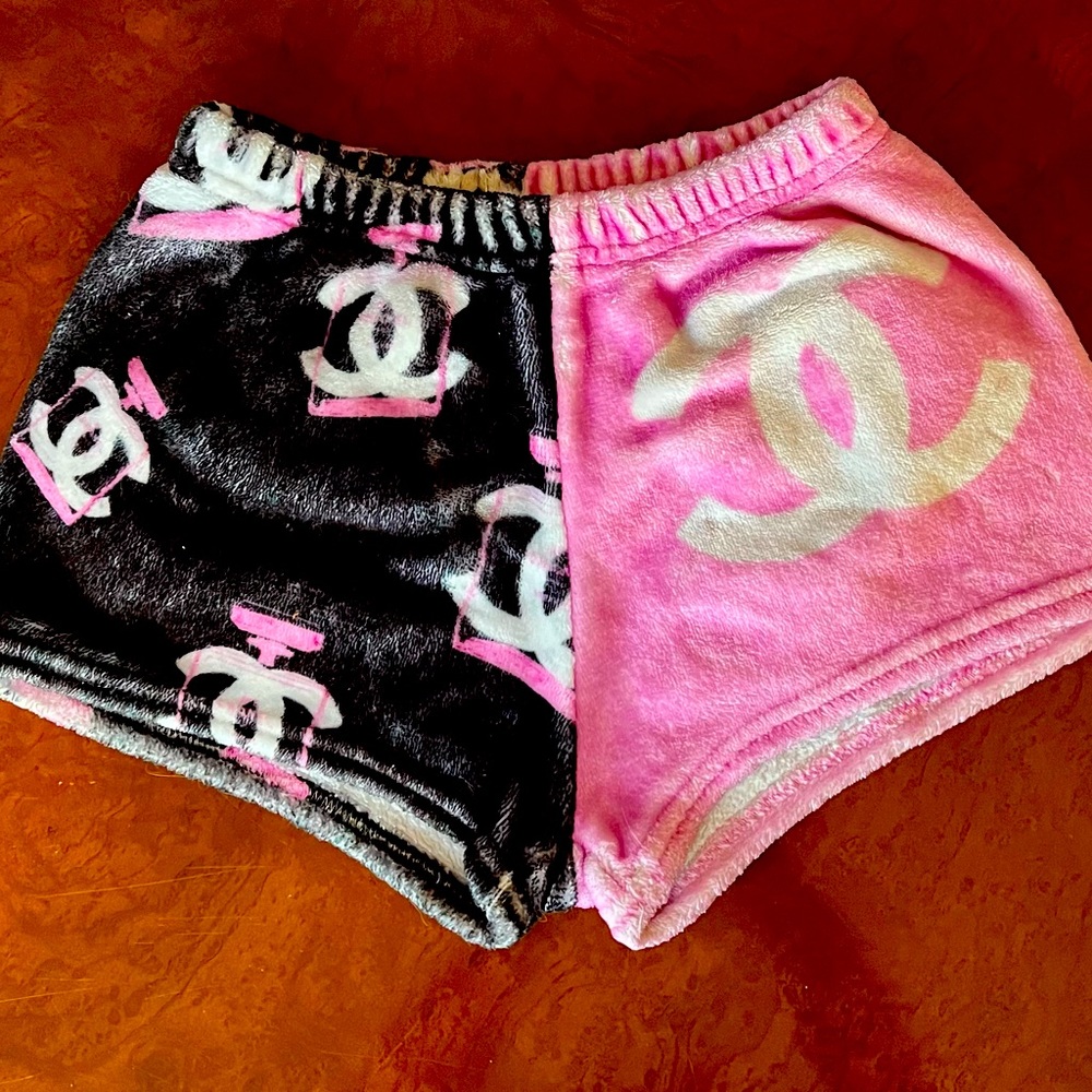 Penelope Wildberry fluffy PJ shorts (Tags cut out)